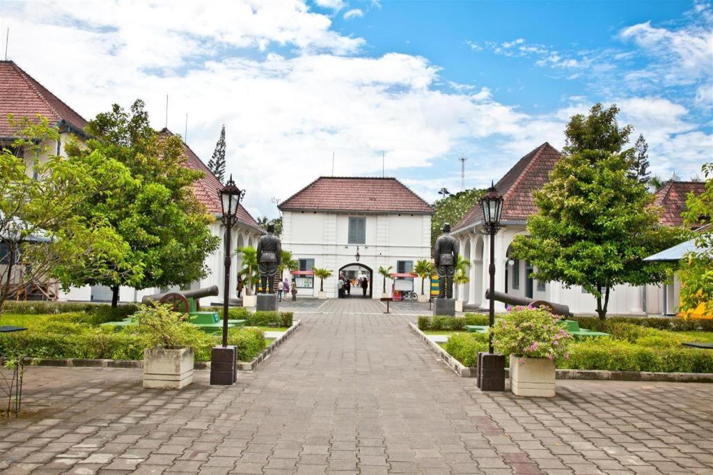 Rene Hotel Yogyakarta Exterior foto