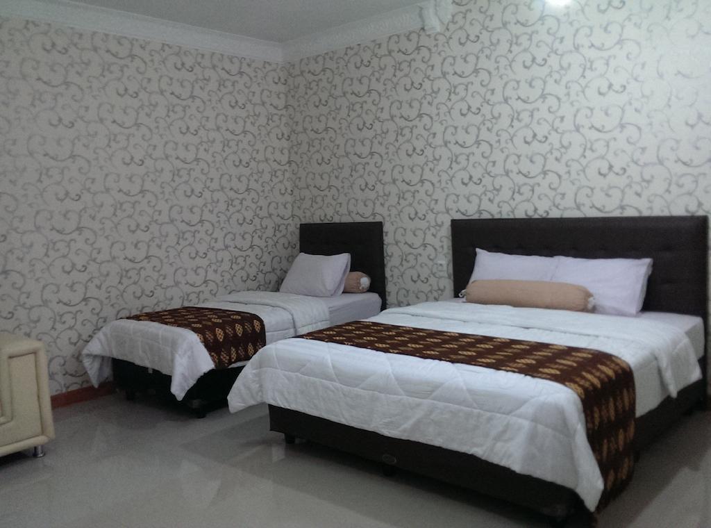 Rene Hotel Yogyakarta Exterior foto