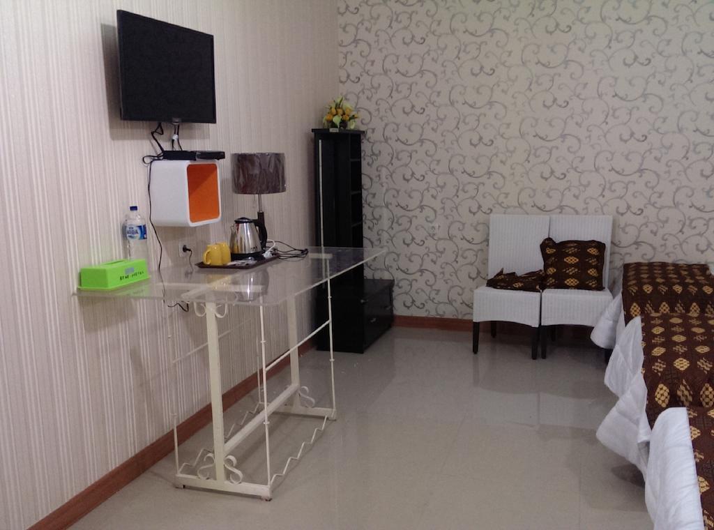 Rene Hotel Yogyakarta Habitación foto