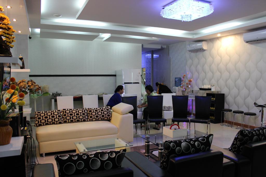 Rene Hotel Yogyakarta Exterior foto